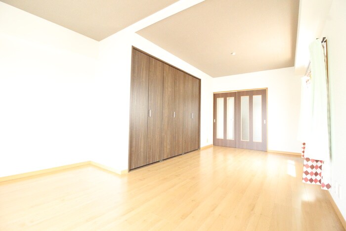 物件内観写真12　(居室)