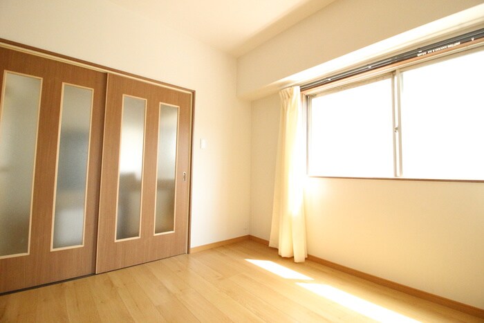 物件内観写真19　(居室)