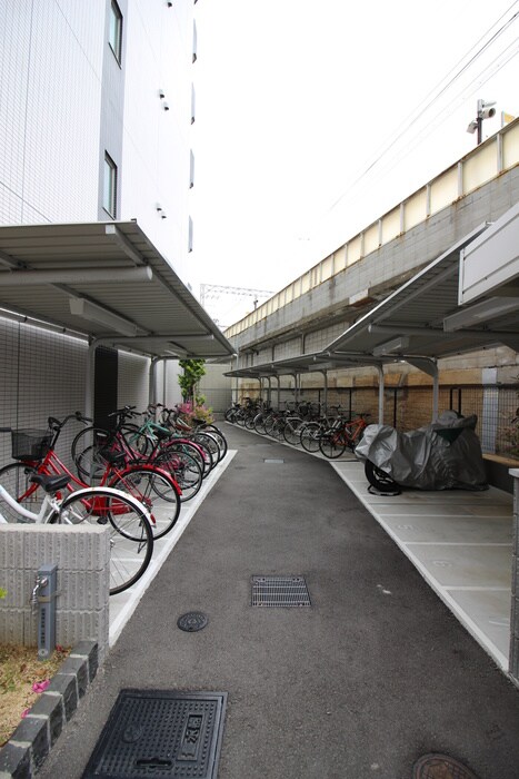 物件外観写真6　(駐輪場)