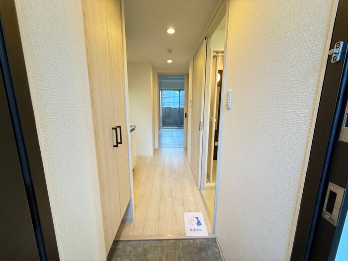 物件内観写真18　(廊下)