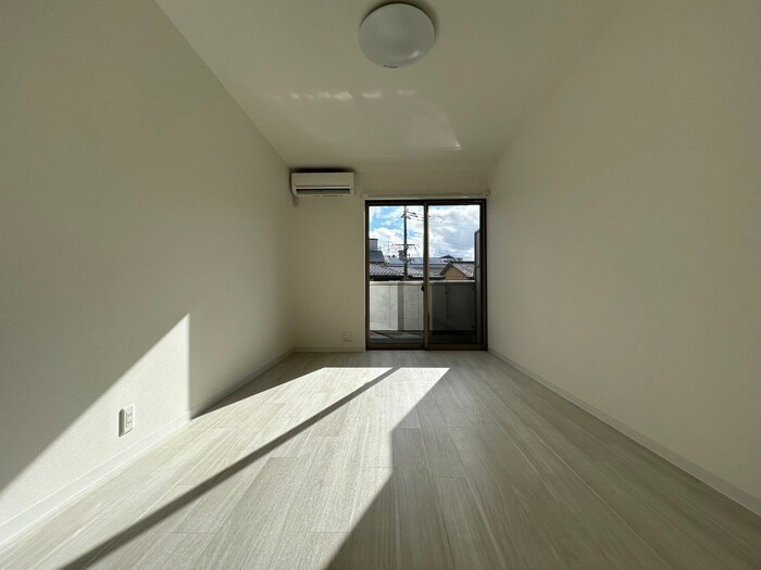 物件内観写真5　(居室)