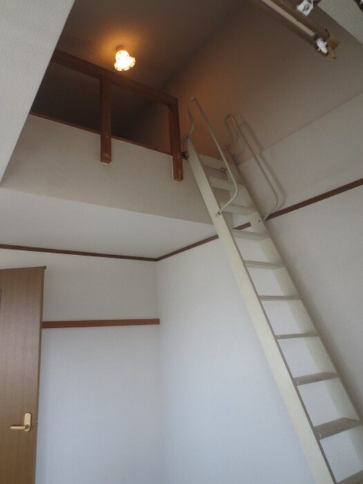 物件内観写真6　(ロフト)