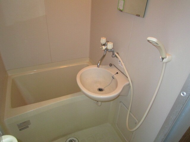 物件内観写真7　(バス／シャワールーム等)