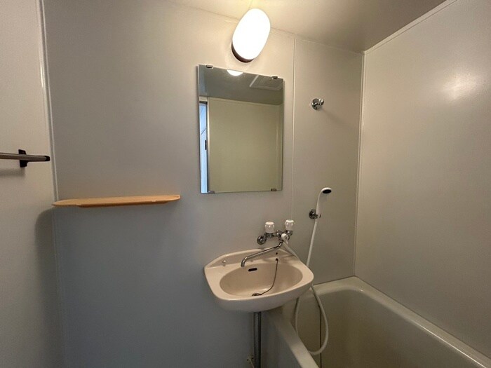 物件内観写真13　(洗面)