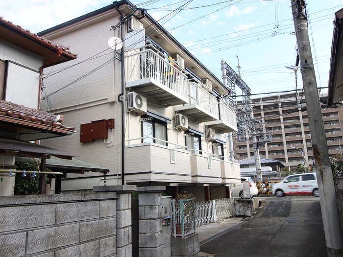 物件外観写真2　(外観写真)