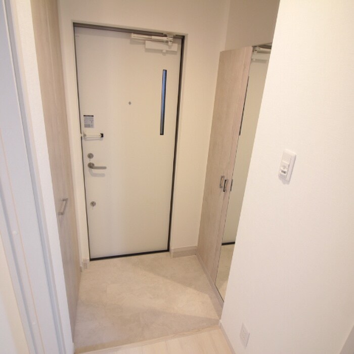 物件内観写真14　(玄関)