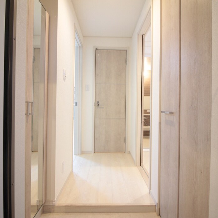 物件内観写真16　(廊下)