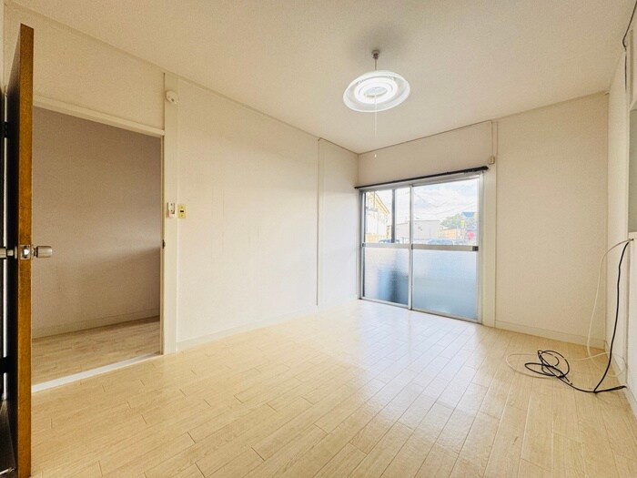 物件内観写真7　(居室)