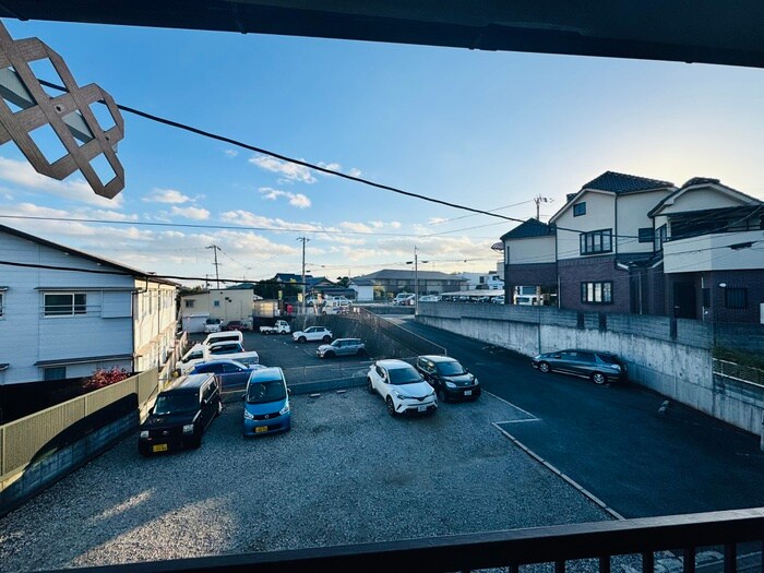 物件内観写真15　(室内からの展望)