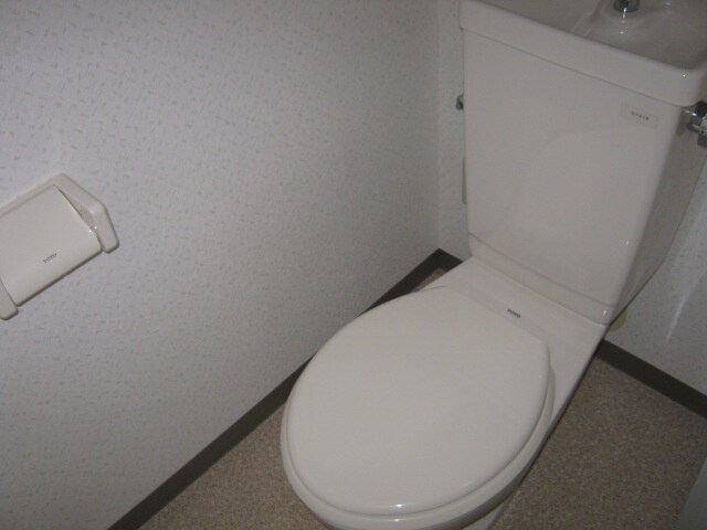 物件内観写真10　(トイレ)