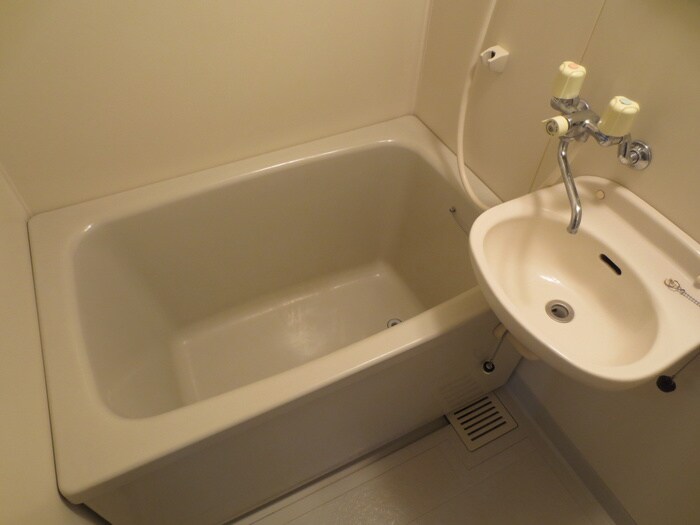 物件内観写真16　(バス／シャワールーム等)