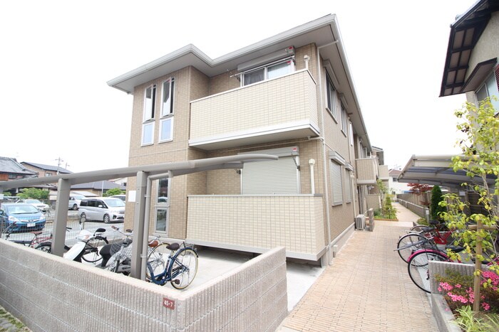 物件外観写真4　(外観写真)