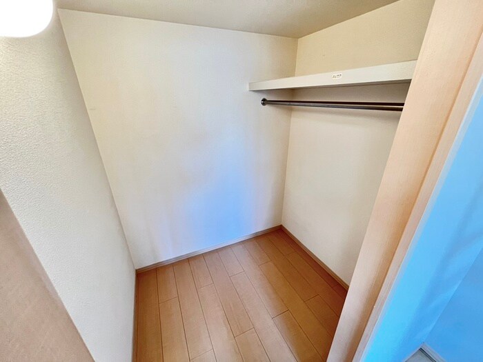 物件内観写真14　(収納)