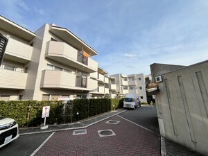 ﾒｿﾞﾝﾄﾞｰﾙ池田五月山東（309）外観写真