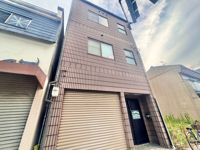 物件外観写真5　(外観写真)