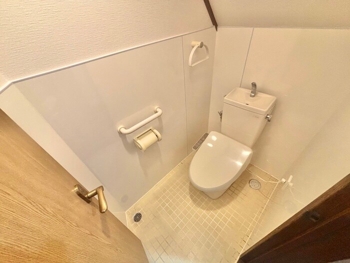 物件内観写真11　(トイレ)