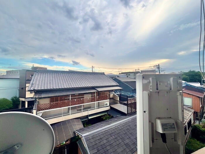 物件内観写真15　(室内からの展望)