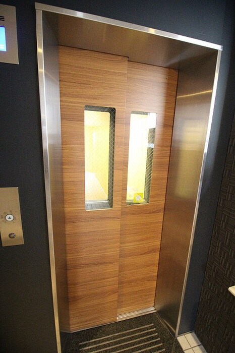 物件外観写真3　(建物設備)