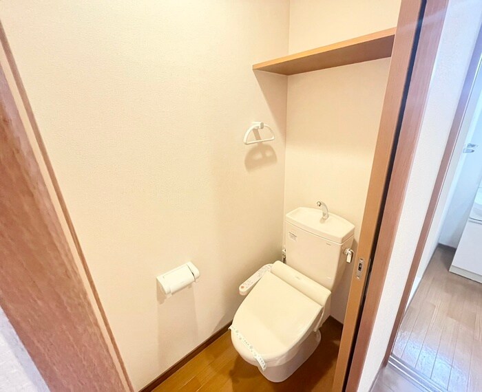 物件内観写真12　(トイレ)