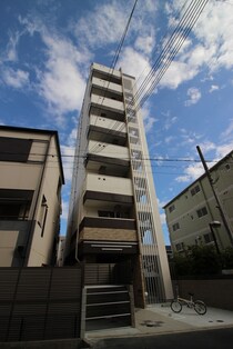 ワコーレヴィータ鷹取駅前の外観写真