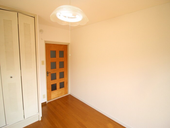 物件内観写真13　(居室)