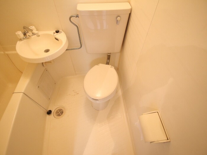 ロッシングハウス宝里のトイレ