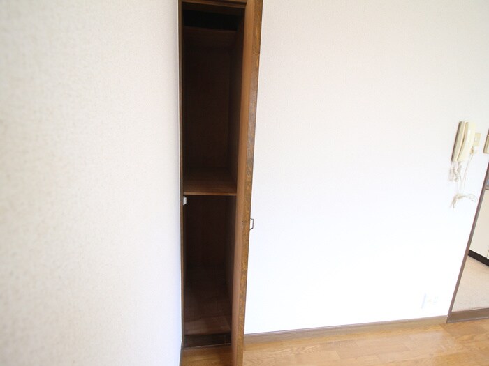物件内観写真15　(収納)