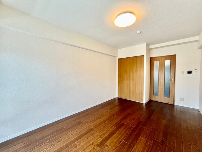 物件内観写真4　(居室)