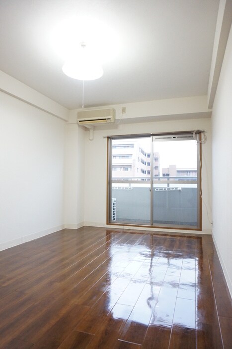 物件内観写真5　(居室)