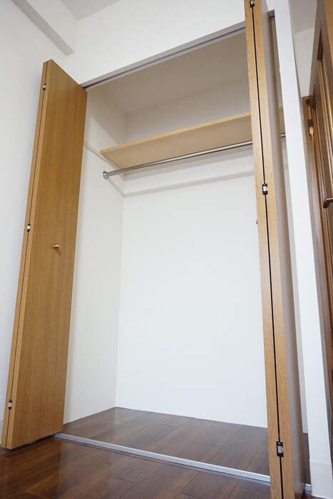 物件内観写真6　(収納)