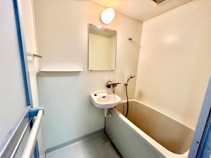 物件内観写真9　(洗面)