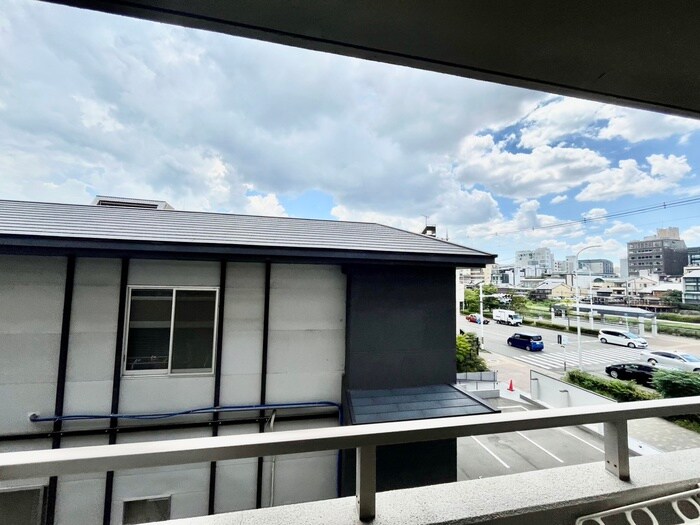 物件内観写真13　(室内からの展望)