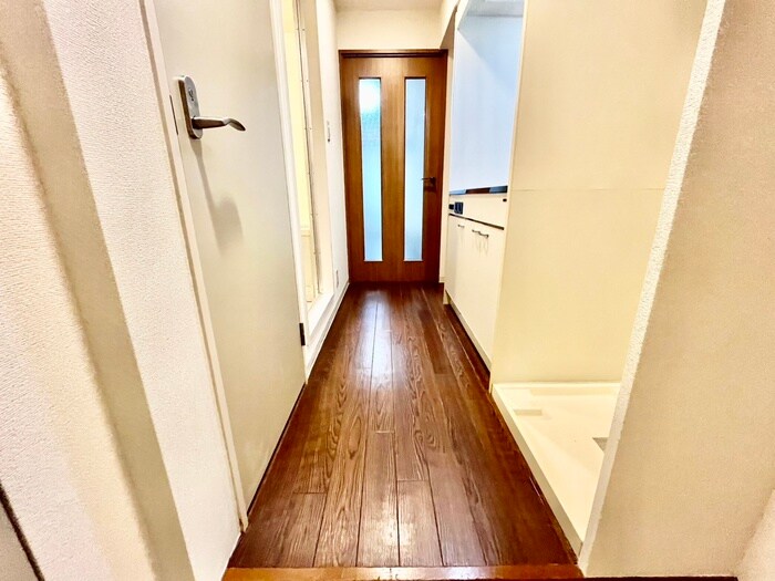 物件内観写真13　(廊下)