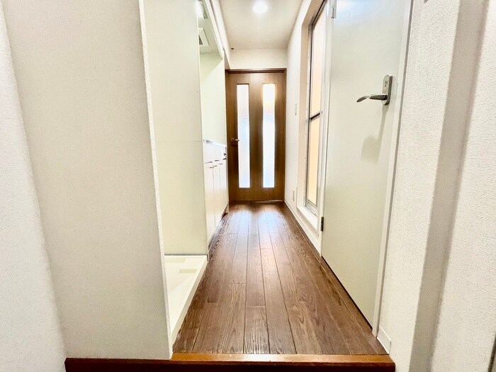 物件内観写真15　(廊下)