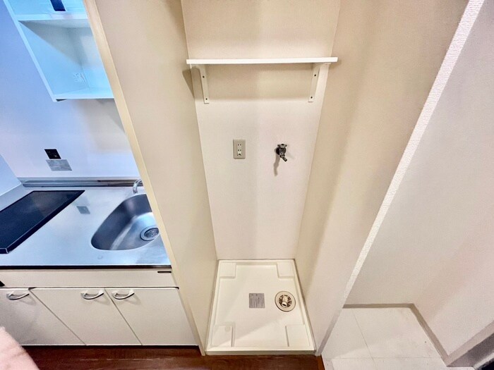 物件内観写真15　(洗濯機置場)