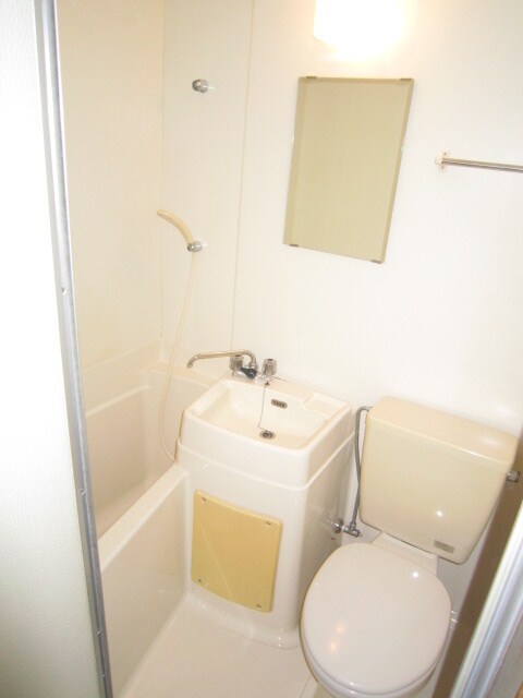 物件内観写真8　(バス／シャワールーム等)