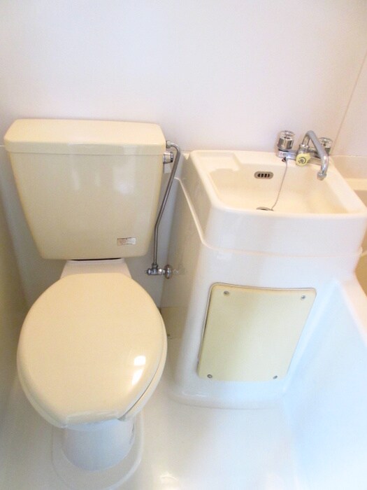 物件内観写真11　(トイレ)