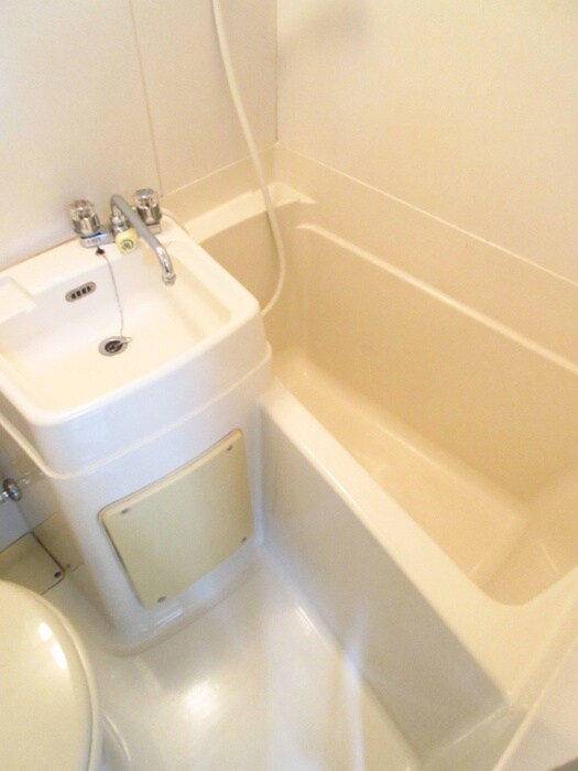 メゾン・ド・アリスのバス