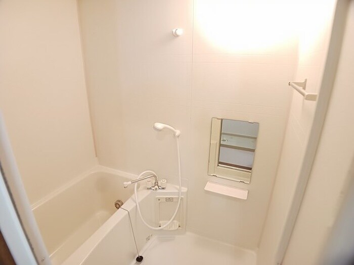 物件内観写真8　(バス／シャワールーム等)