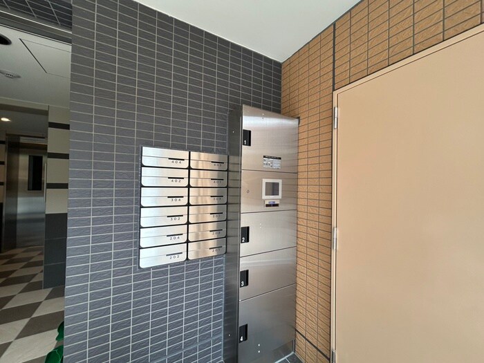 物件外観写真6　(建物設備)