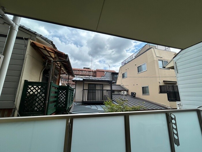 物件内観写真16　(室内からの展望)