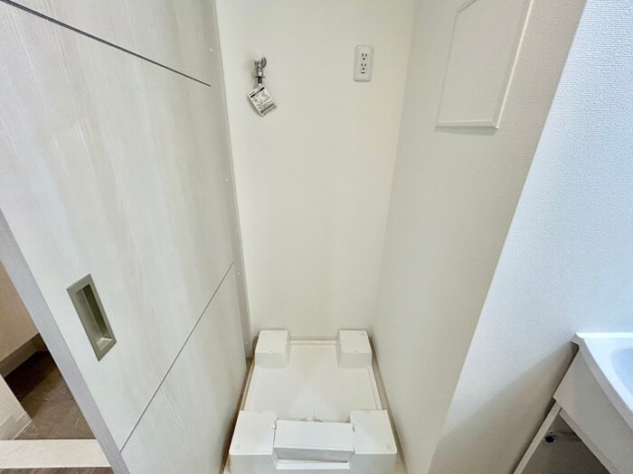 物件内観写真20　(洗濯機置場)