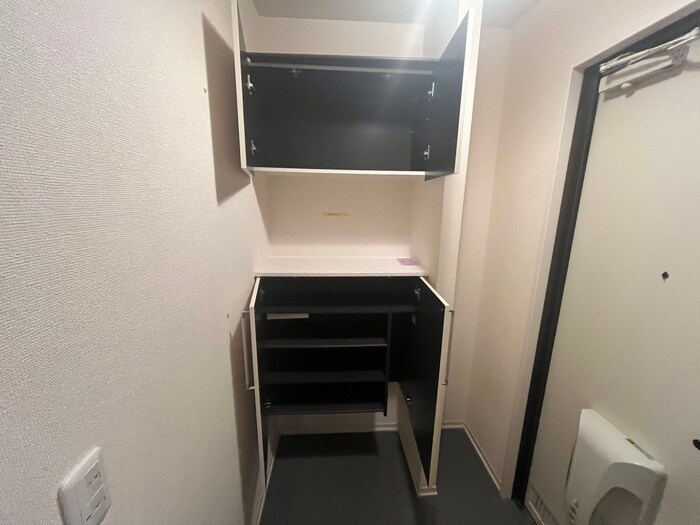 物件内観写真18　(収納)