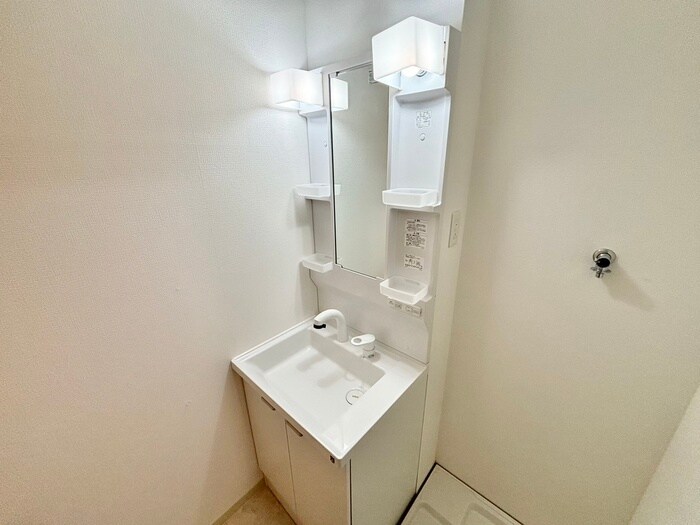 物件内観写真11　(洗面)