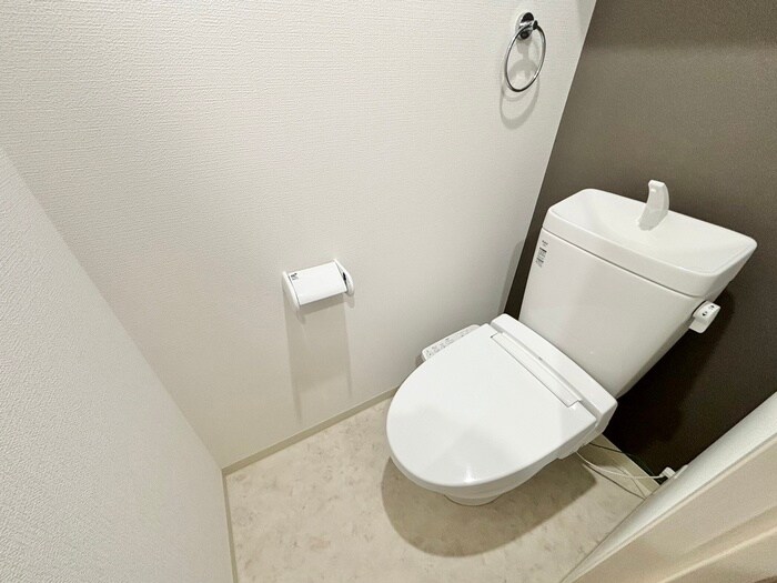 物件内観写真12　(トイレ)