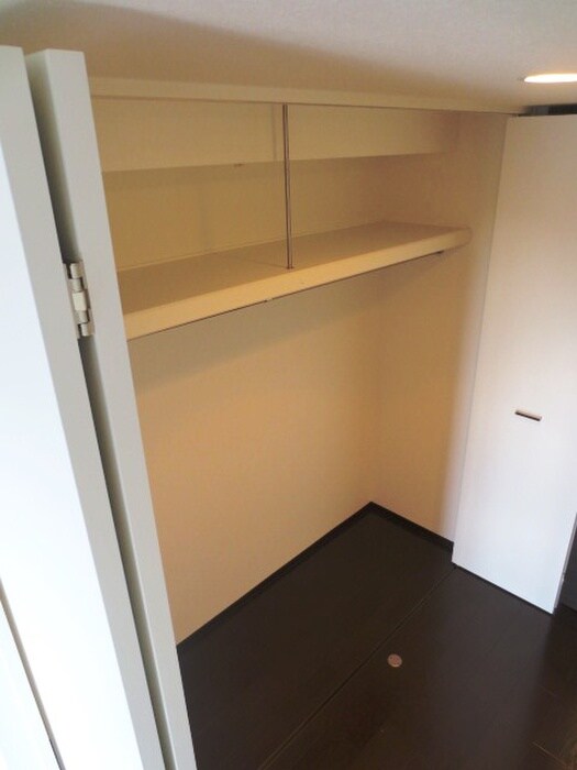 物件内観写真8　(収納)