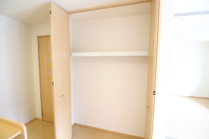 物件内観写真15　(収納)