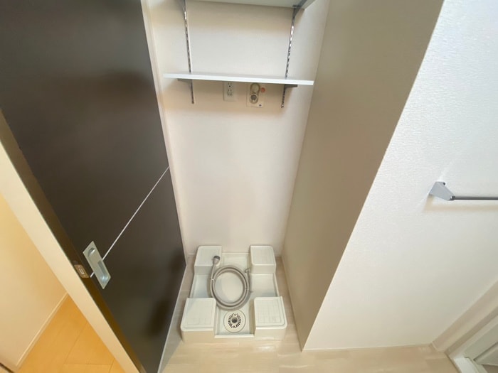 物件内観写真19　(洗濯機置場)