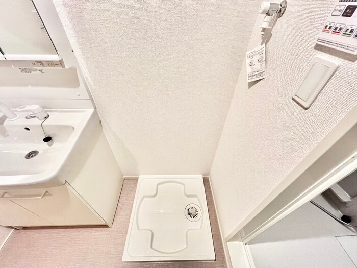 物件内観写真20　(洗濯機置場)