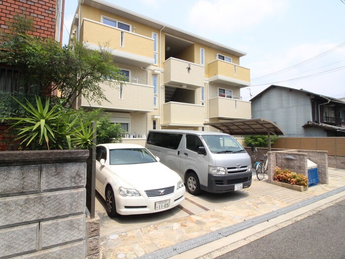 物件外観写真1　(外観写真)